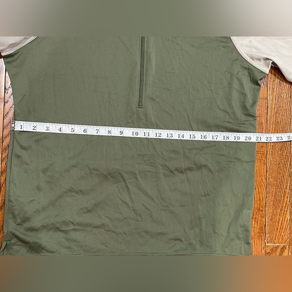Pearl Izumi Men's Olive and Beige Short Sleeve Tee - Picture 6 of 9
